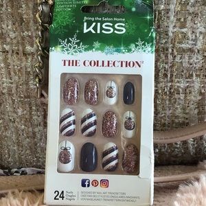 🌸Kiss Nails🌸🌟SOLD🌟